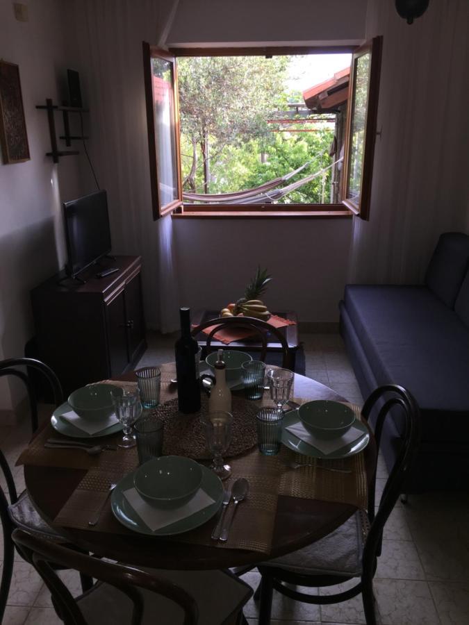 Shambala Apartment Supetar Ngoại thất bức ảnh